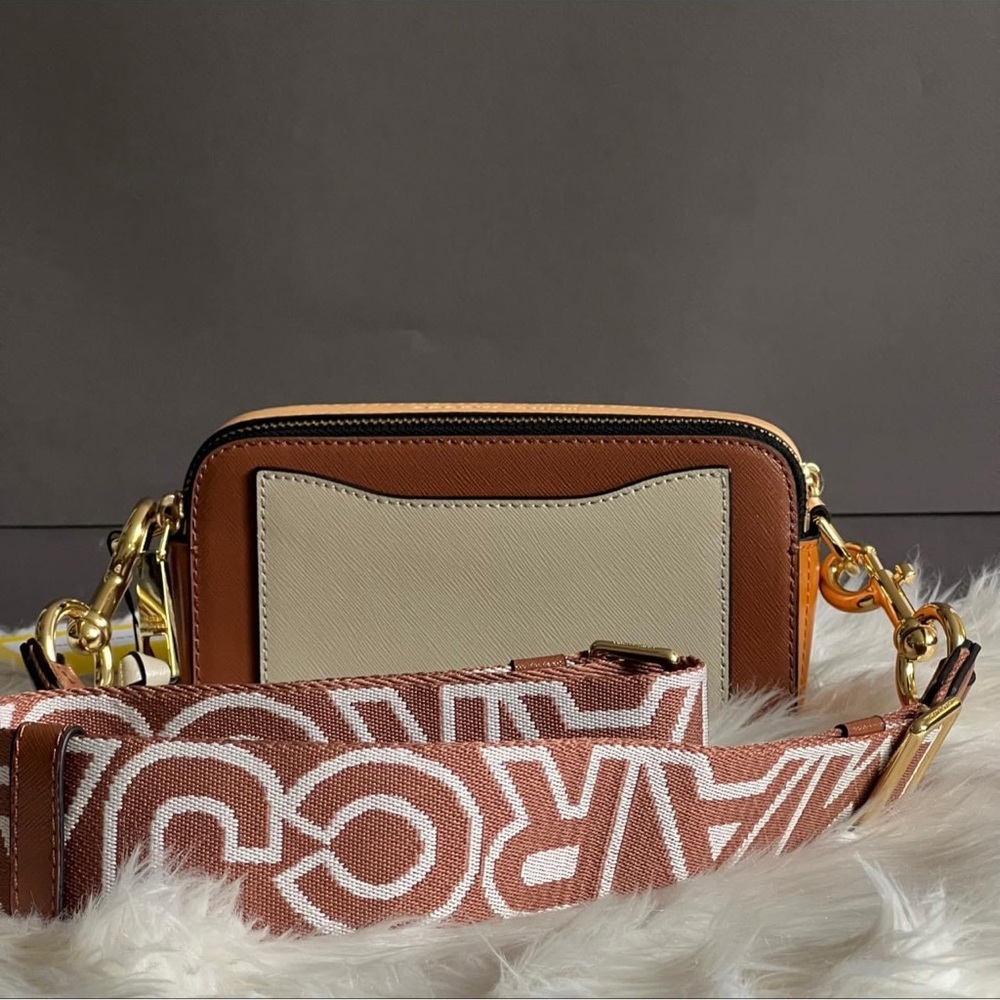 Marc Jacobs The Snapshot - Picture 7 of 16
